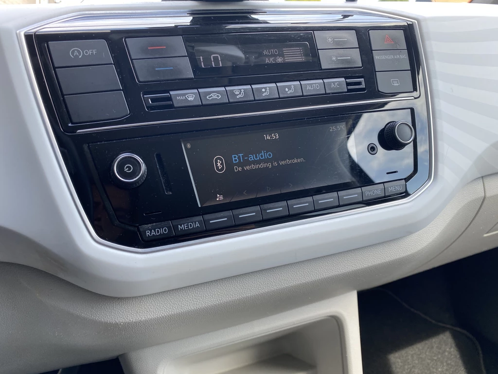 Volkswagen up! – foto 26