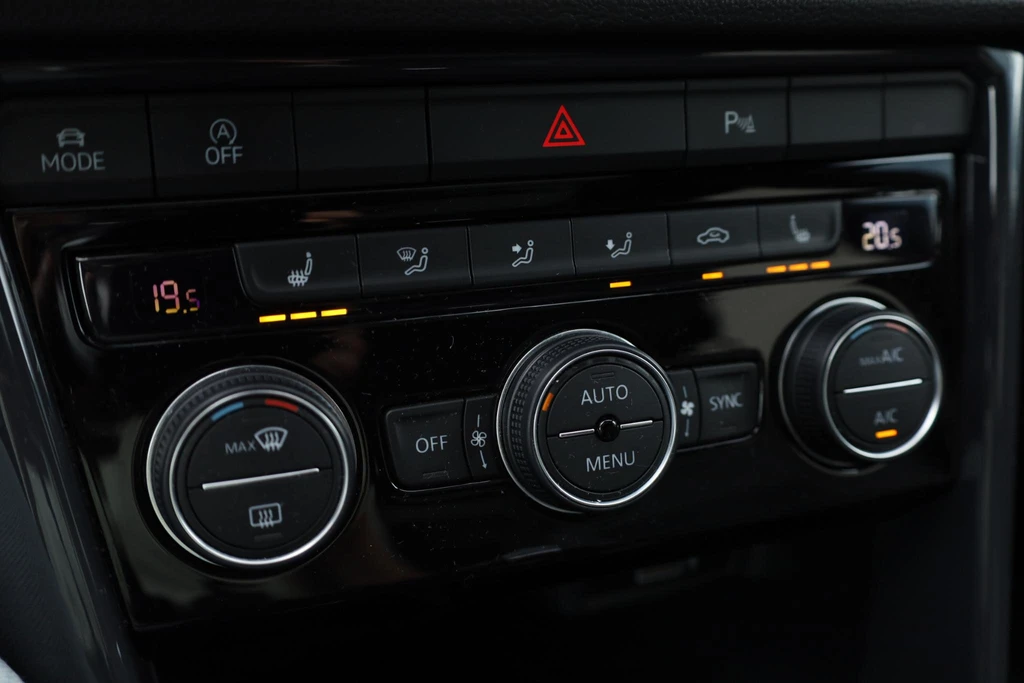 Volkswagen T-Roc – foto 25