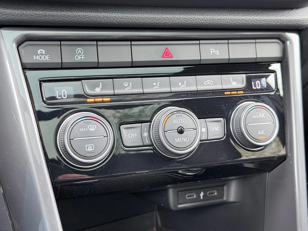 Volkswagen T-Roc – foto 17