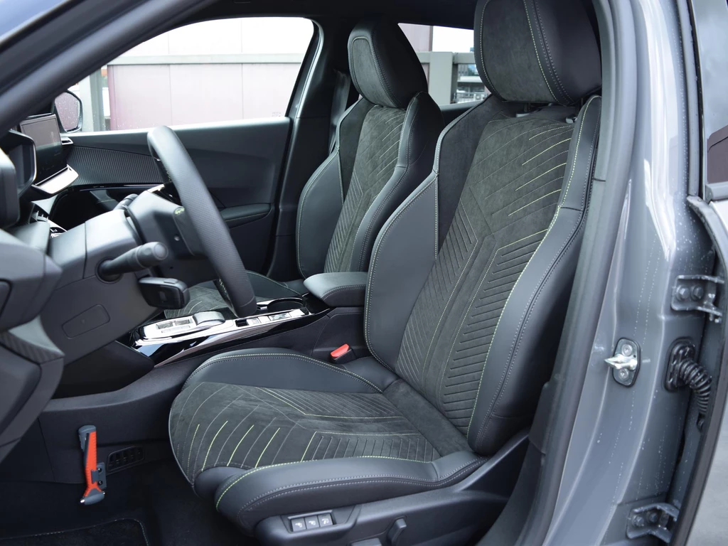 Peugeot e-2008 – foto 20