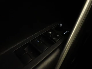 Toyota Corolla Cross – thumbnail 17