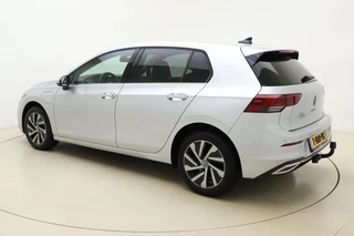 Volkswagen Golf – thumbnail 3