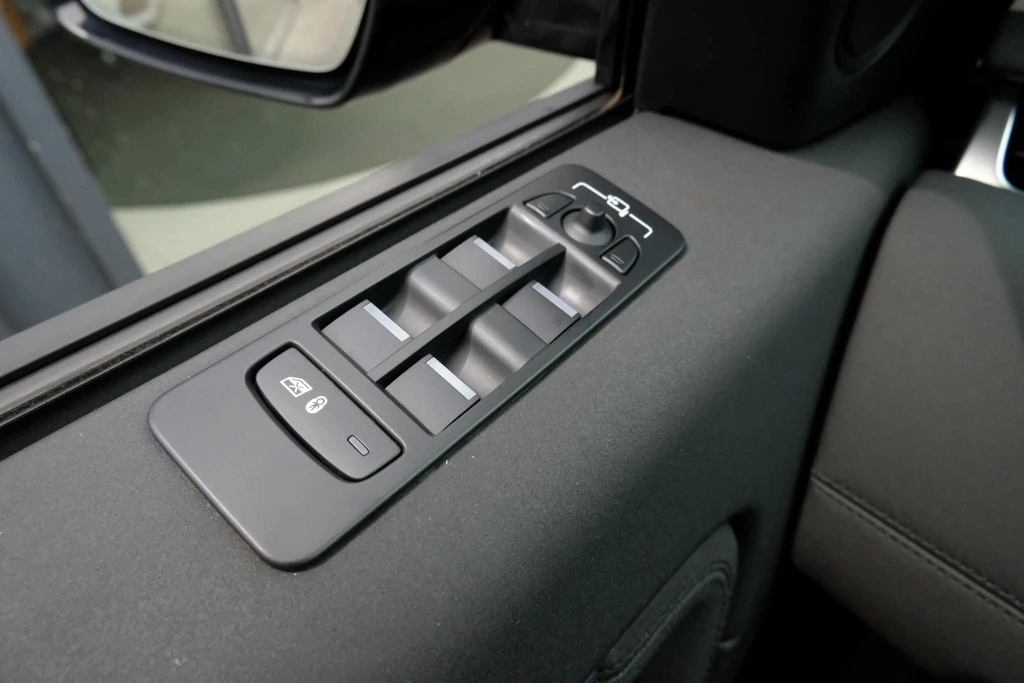Land Rover Discovery Sport – foto 9