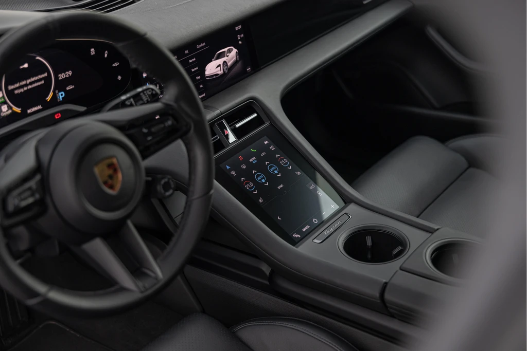 Porsche Taycan – foto 14