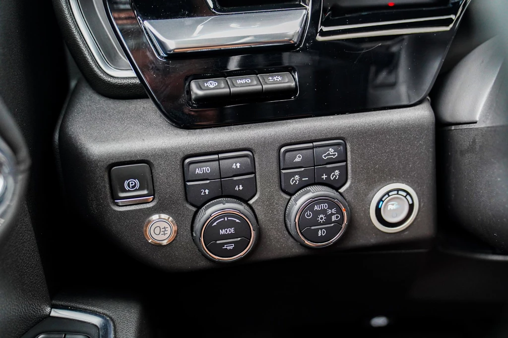 Chevrolet Silverado – foto 37