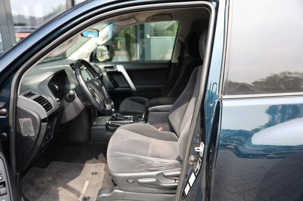 Toyota Land Cruiser – foto 10