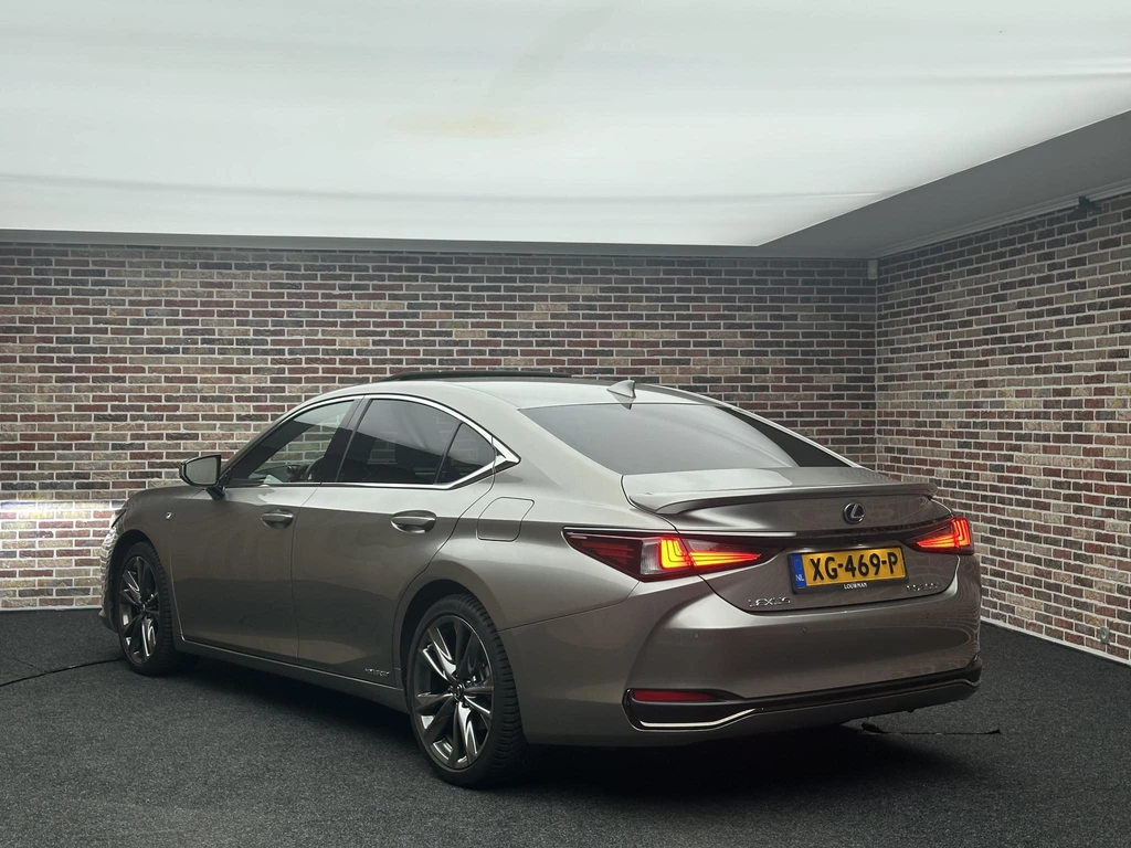 Lexus ES – foto 4