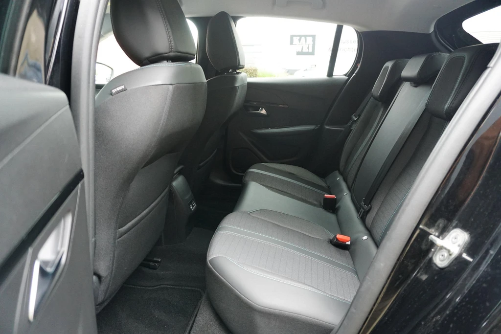 Peugeot 208 – foto 18