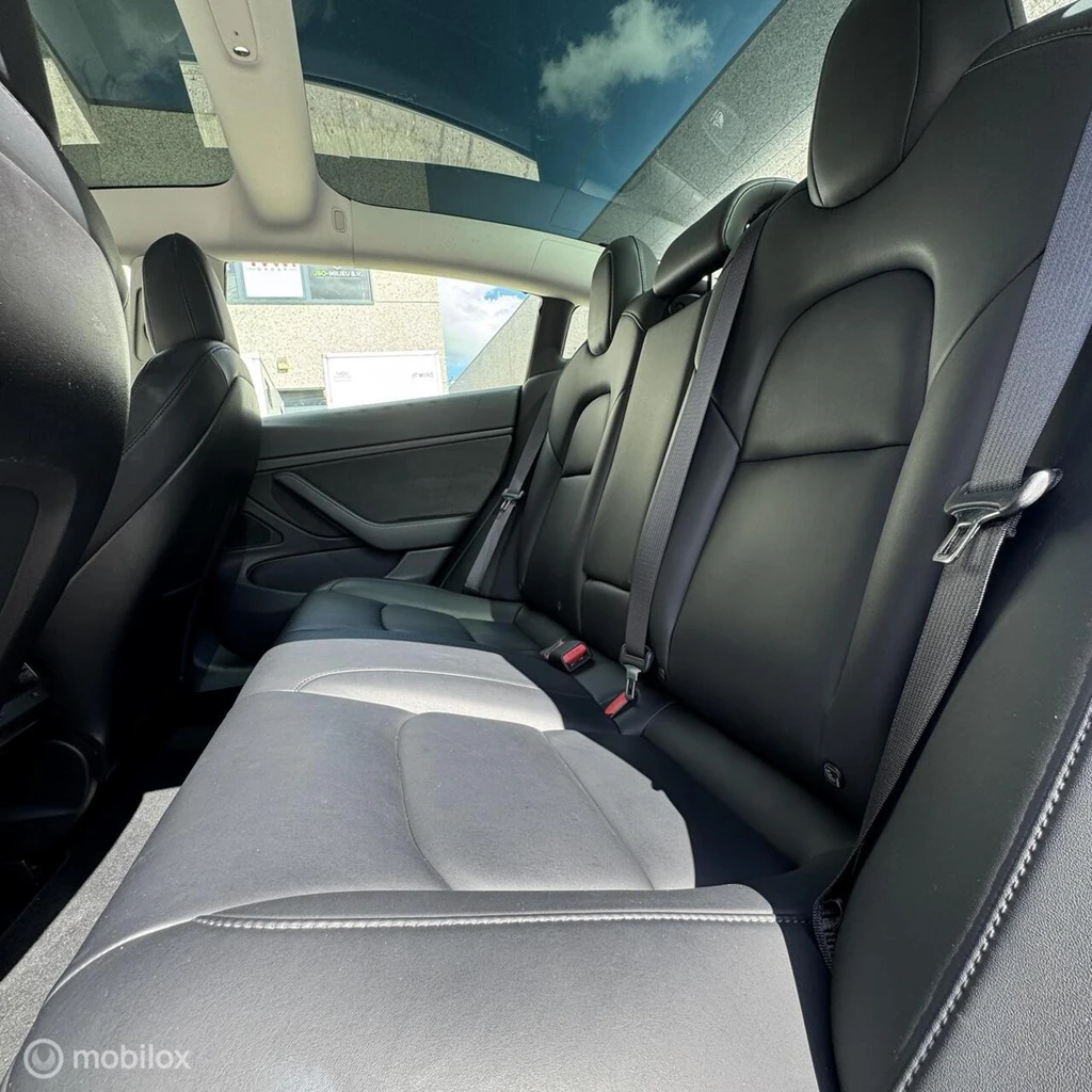 Tesla Model 3 – foto 11