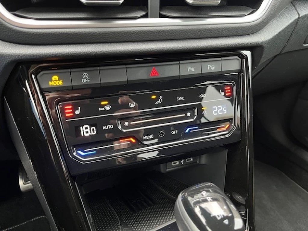 Volkswagen T-Roc – foto 11