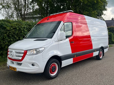 Mercedes-Benz Sprinter 317 L3H2 Automaat | MBux | NIEUW! slechts 500km
