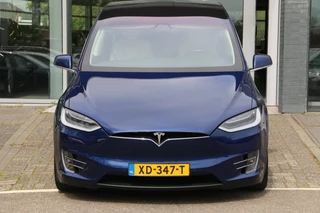 Tesla Model X – thumbnail 5