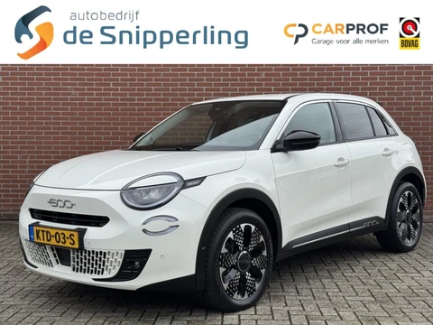 Fiat 600 1.2 Hybrid La Prima NAV ADAP-CRUISE CAMERA STOELVW CARPLAY LMV