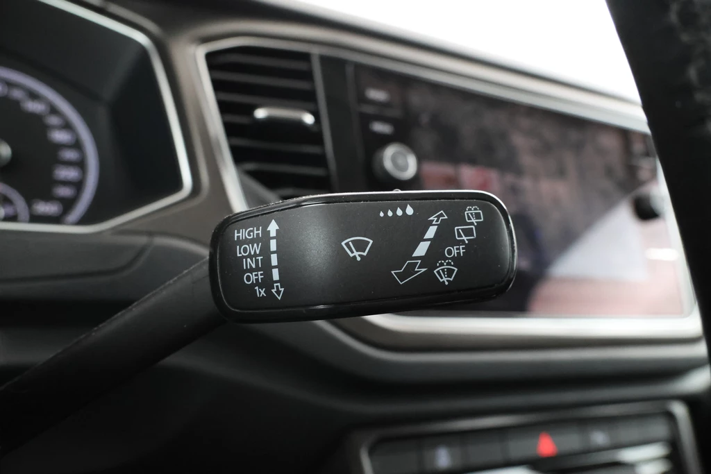 Volkswagen T-Roc – foto 19