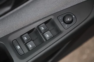 SEAT Leon – thumbnail 12