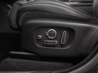 Land Rover Range Rover Velar – thumbnail 53