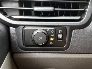 Ford Transit Custom – thumbnail 27