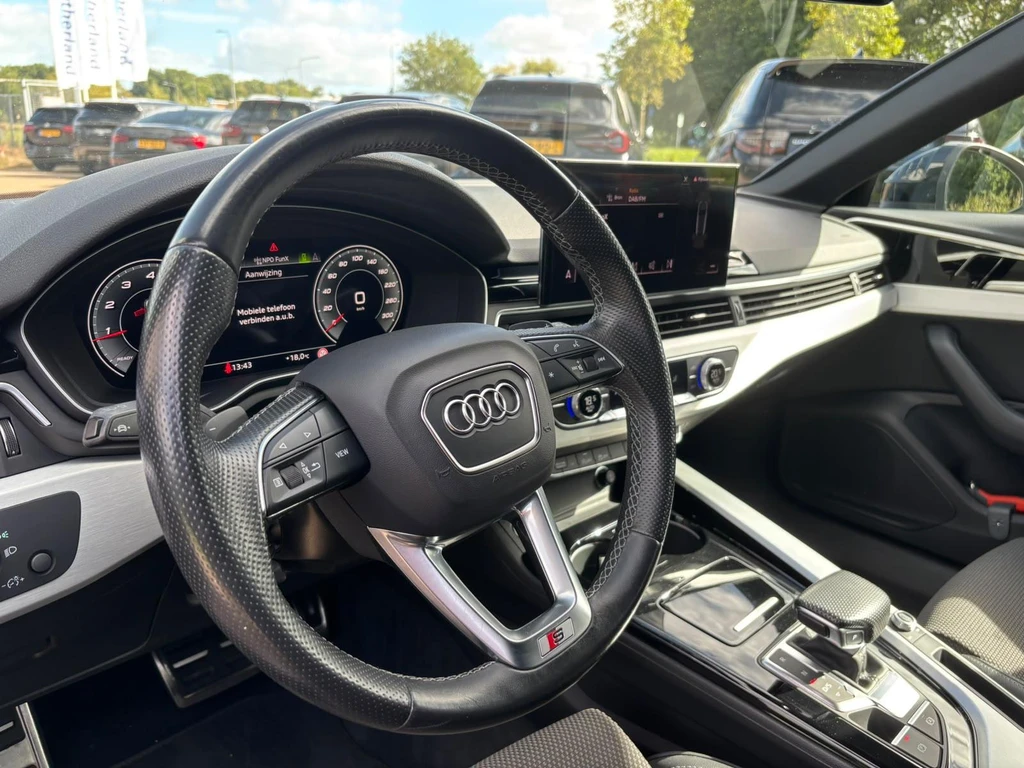 Audi A4 – foto 13