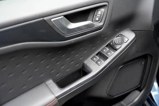 Ford Kuga – thumbnail 12