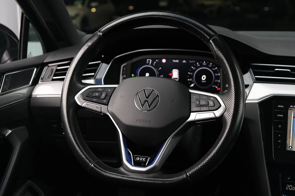 Volkswagen Passat – foto 15