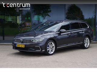 Volkswagen Passat – thumbnail 1