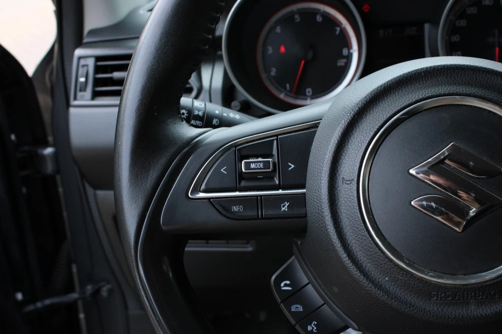 Suzuki Swift – foto 18