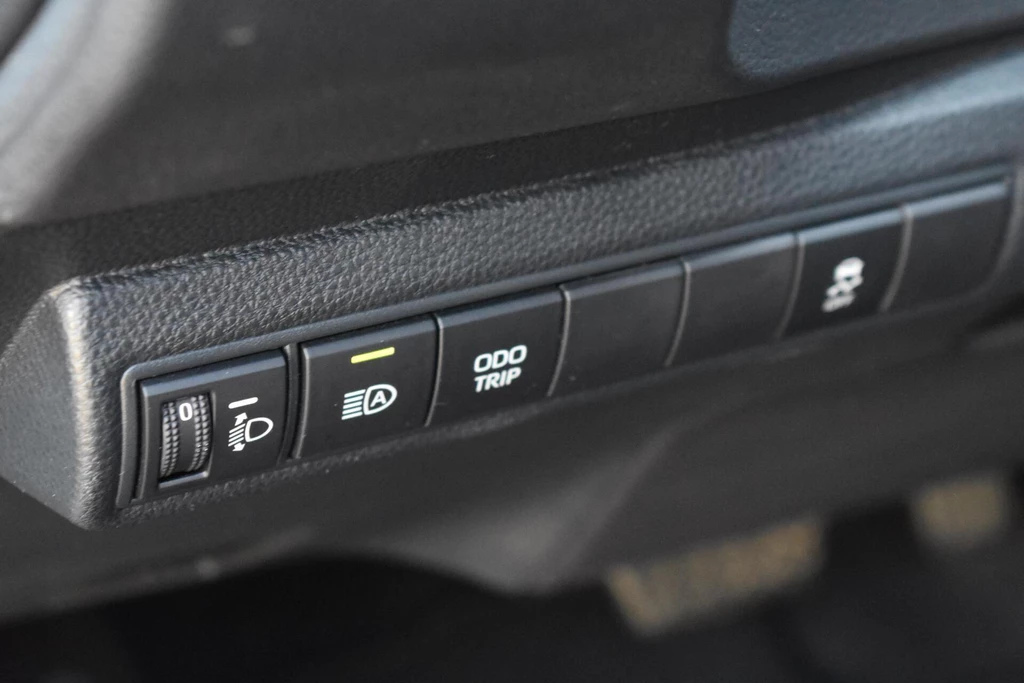 Toyota Corolla Touring Sports – foto 24