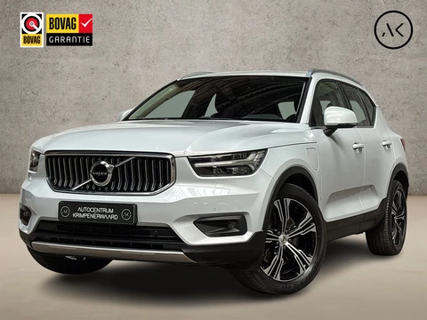 Volvo XC40 1.5 T4 Recharge Inscription 211Pk Automaat (APPLE CARPLAY, GROOT NAVI, MEMORY SEATS, STOELVERWARMING, CAMERA, LEDER, GETINT GLAS, NIEUWE APK, NIEUWSTAAT)