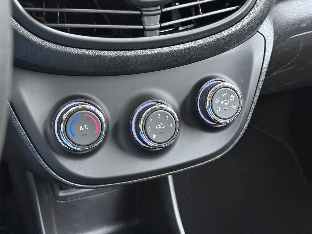 Opel KARL – foto 18