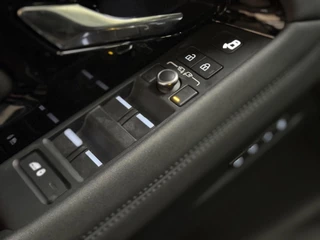 Land Rover Range Rover Evoque – thumbnail 19