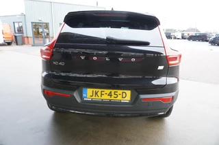 Volvo XC40 – thumbnail 4