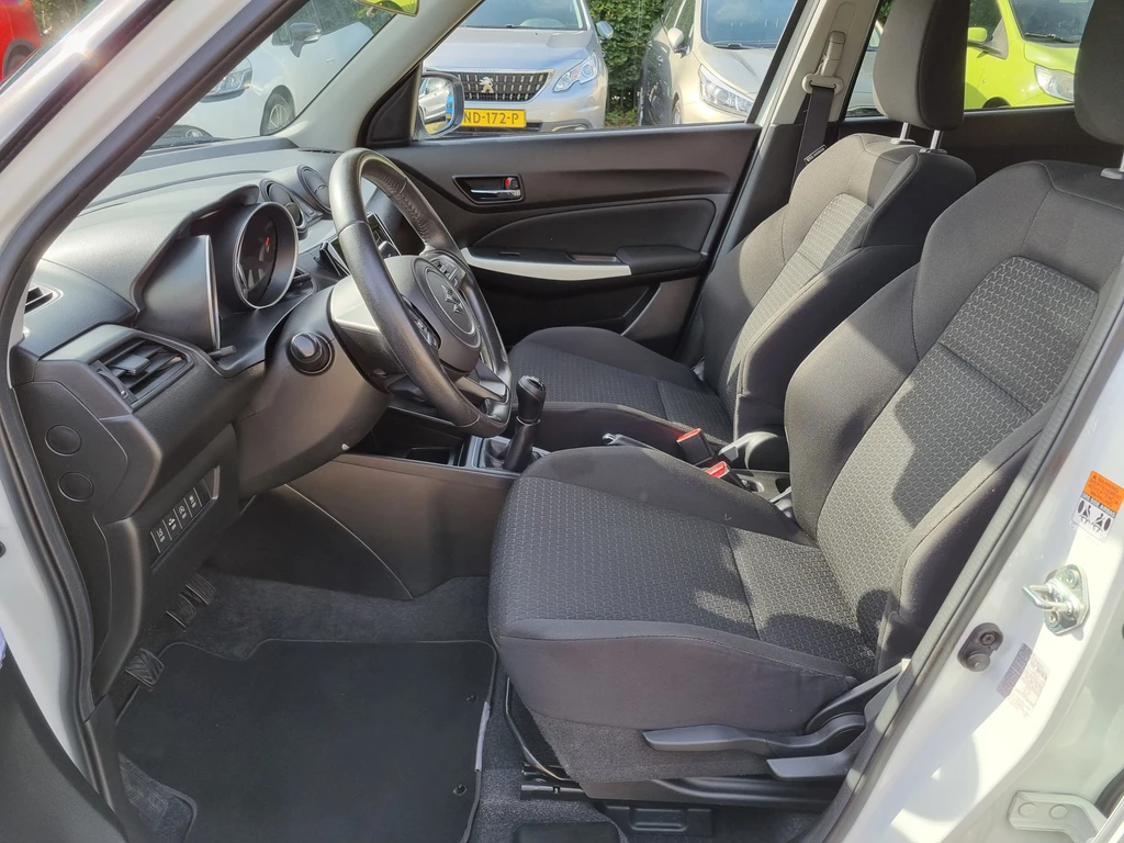 Suzuki Swift – foto 25