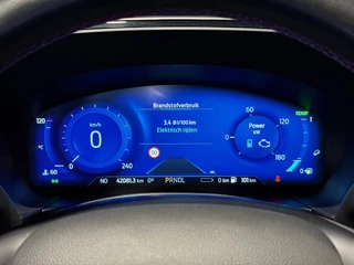 Ford Kuga – thumbnail 26