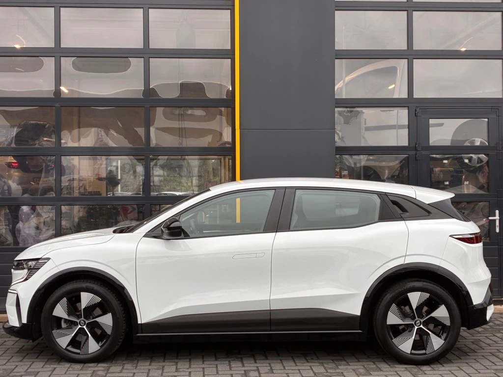 Renault Megane E-Tech – foto 2