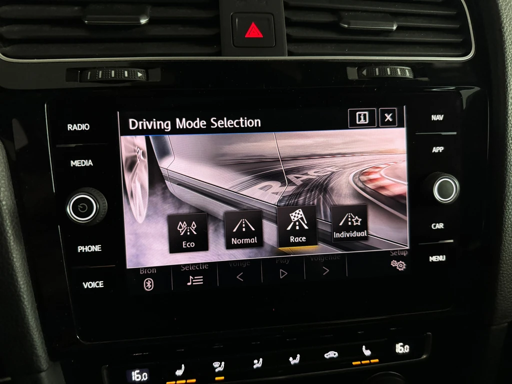 Volkswagen Golf – foto 32