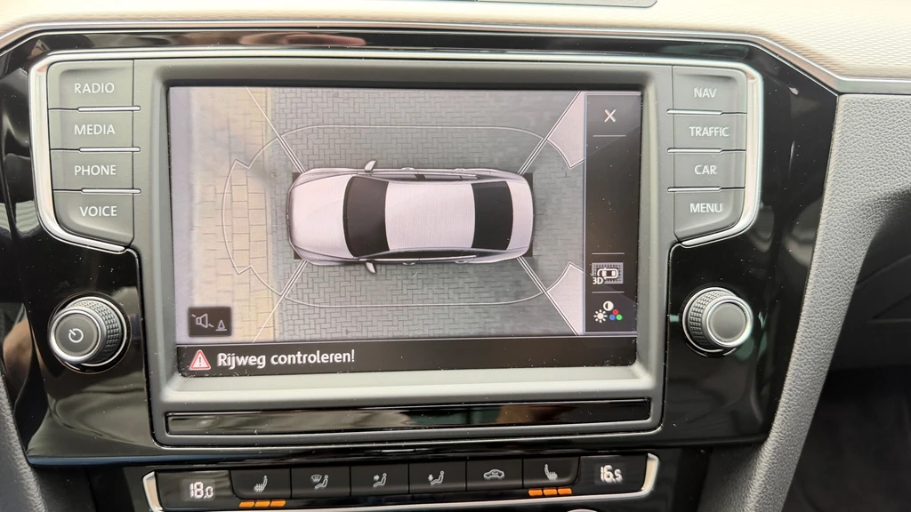 Volkswagen Passat – foto 27
