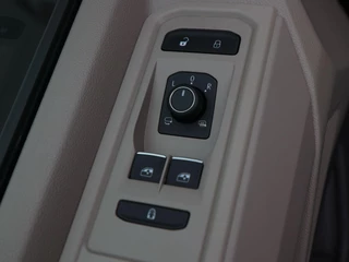 Volkswagen Multivan – thumbnail 18