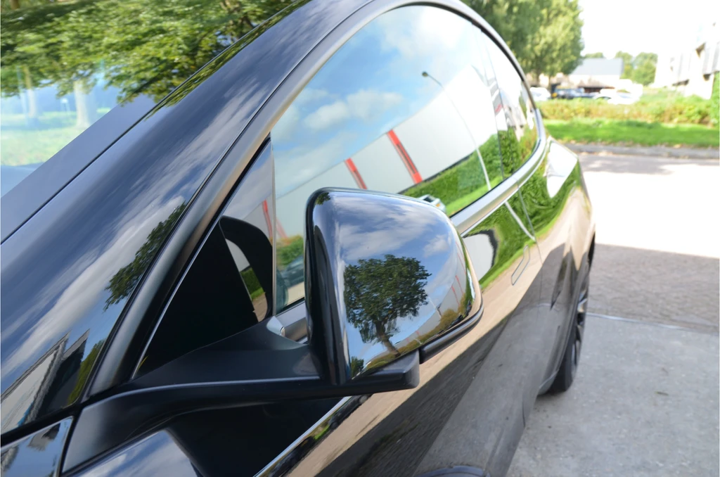 Tesla Model Y – foto 29