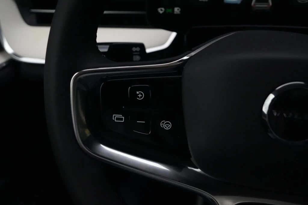 Volvo EX90 – foto 22