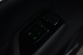 Volvo EX90 – thumbnail 28