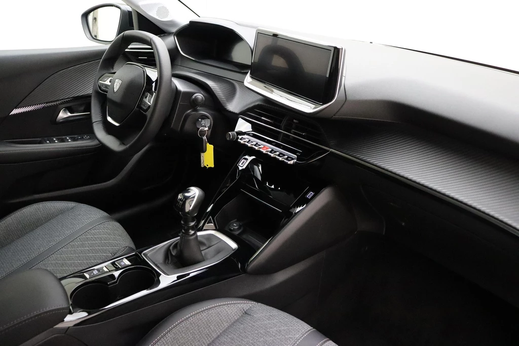 Peugeot 208 – foto 10