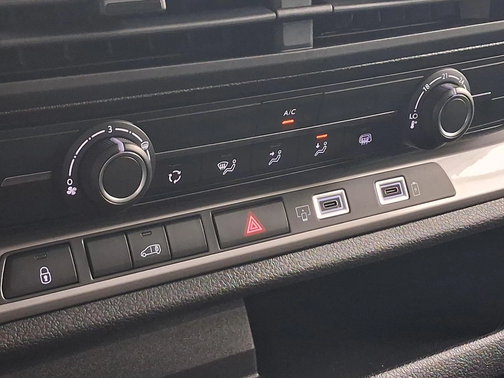Opel Vivaro-e – foto 22