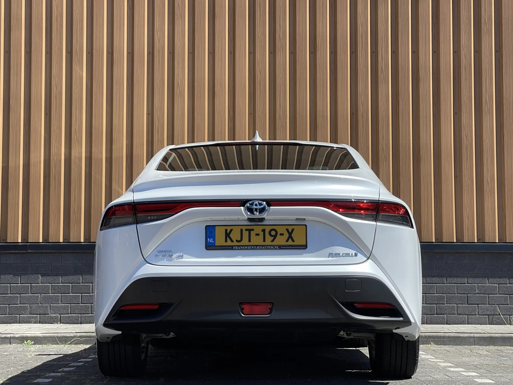 Toyota Mirai – foto 3