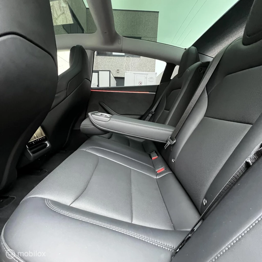 Tesla Model 3 – foto 11