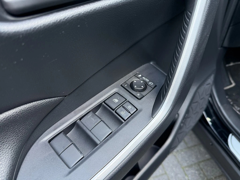 Toyota RAV4 – foto 17