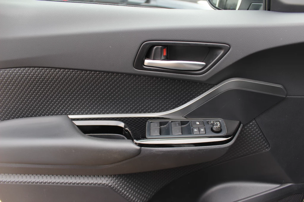 Toyota C-HR – foto 33