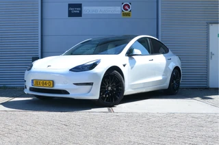 Tesla Model 3 – thumbnail 1