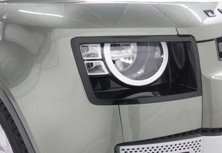 Land Rover Defender – thumbnail 4