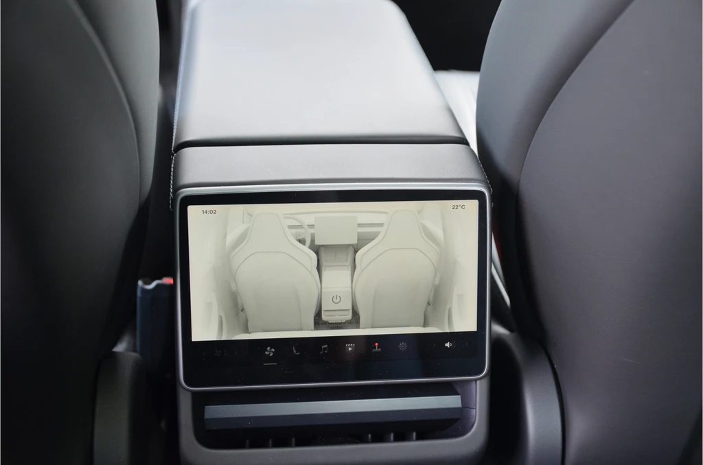 Tesla Model 3 – foto 15