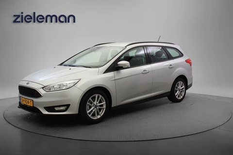 Ford Focus 1.0 Edition - Carplay, Cruise, Clima, PDC